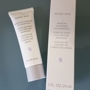 Mary Kay Medium Coverage Foundation Beige 400